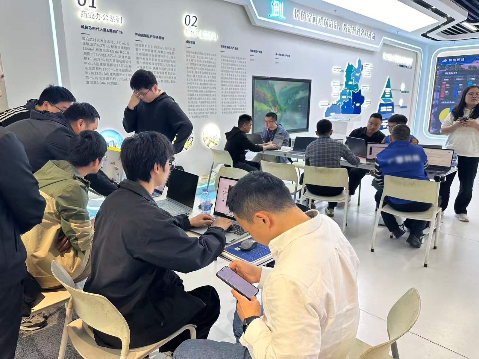 uninak attends the OpenClaw skill exchange session.